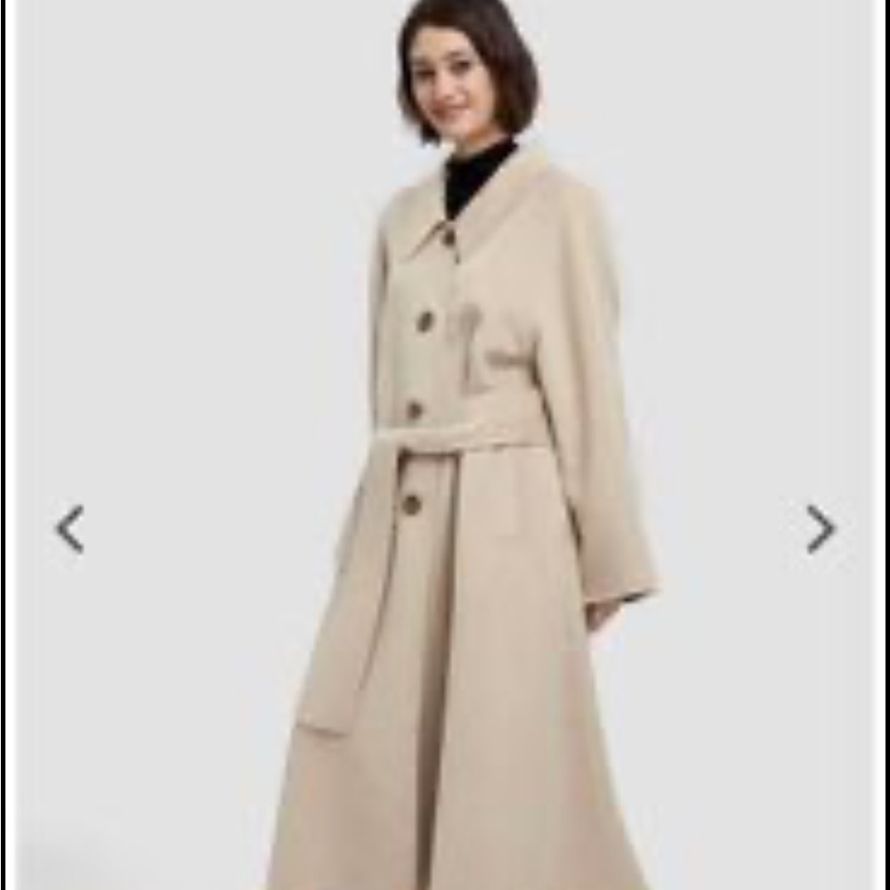 Lattelier oversized ladies wool coat. NEW